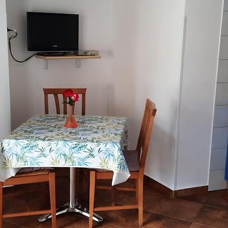 Antonio Apartman 2 Veli Losinj Exterior photo